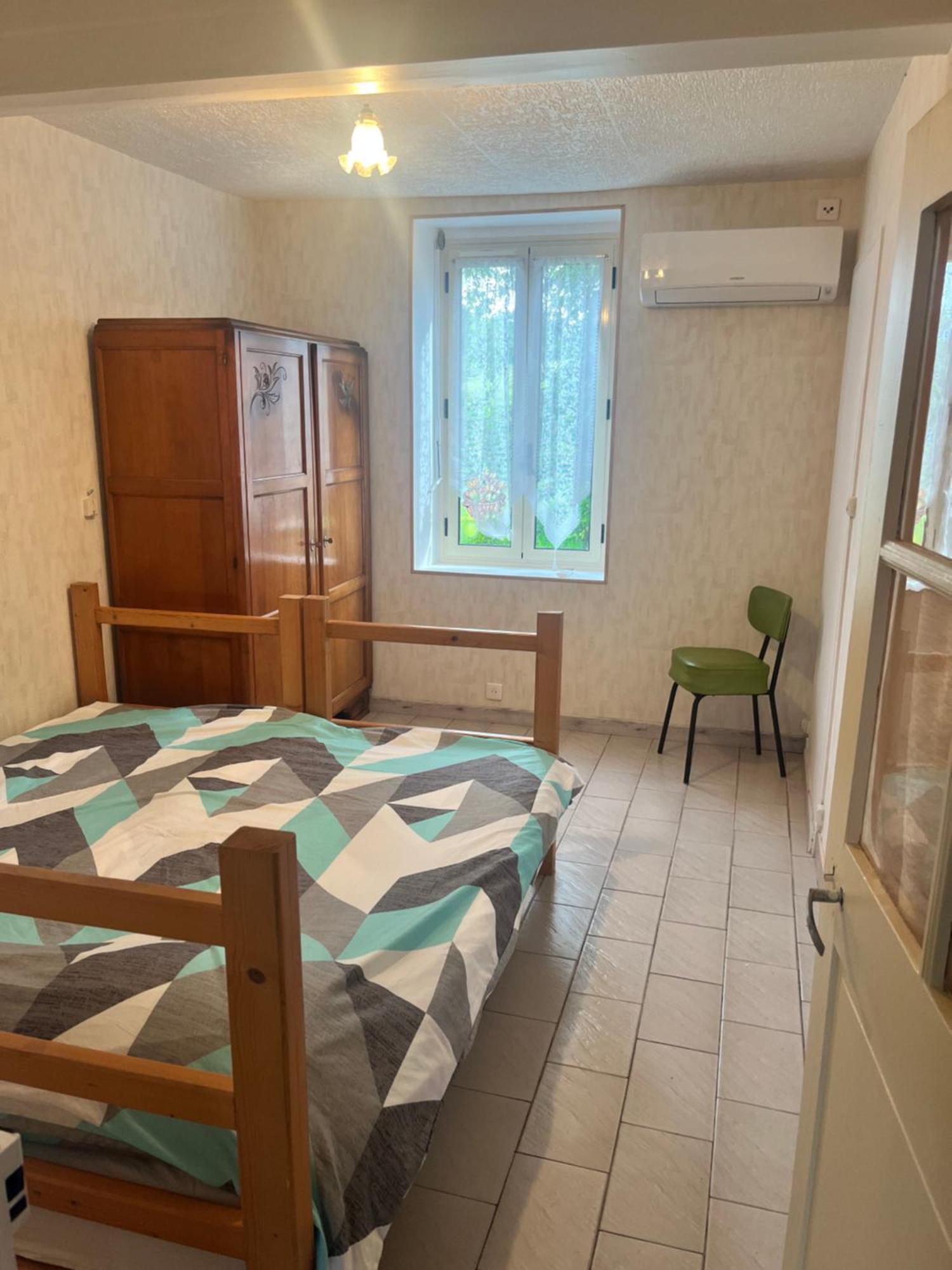 Maison De 100 M2 Comprenant 3 Chambres Avec Jardin Dun-sur-Grandry Extérieur photo